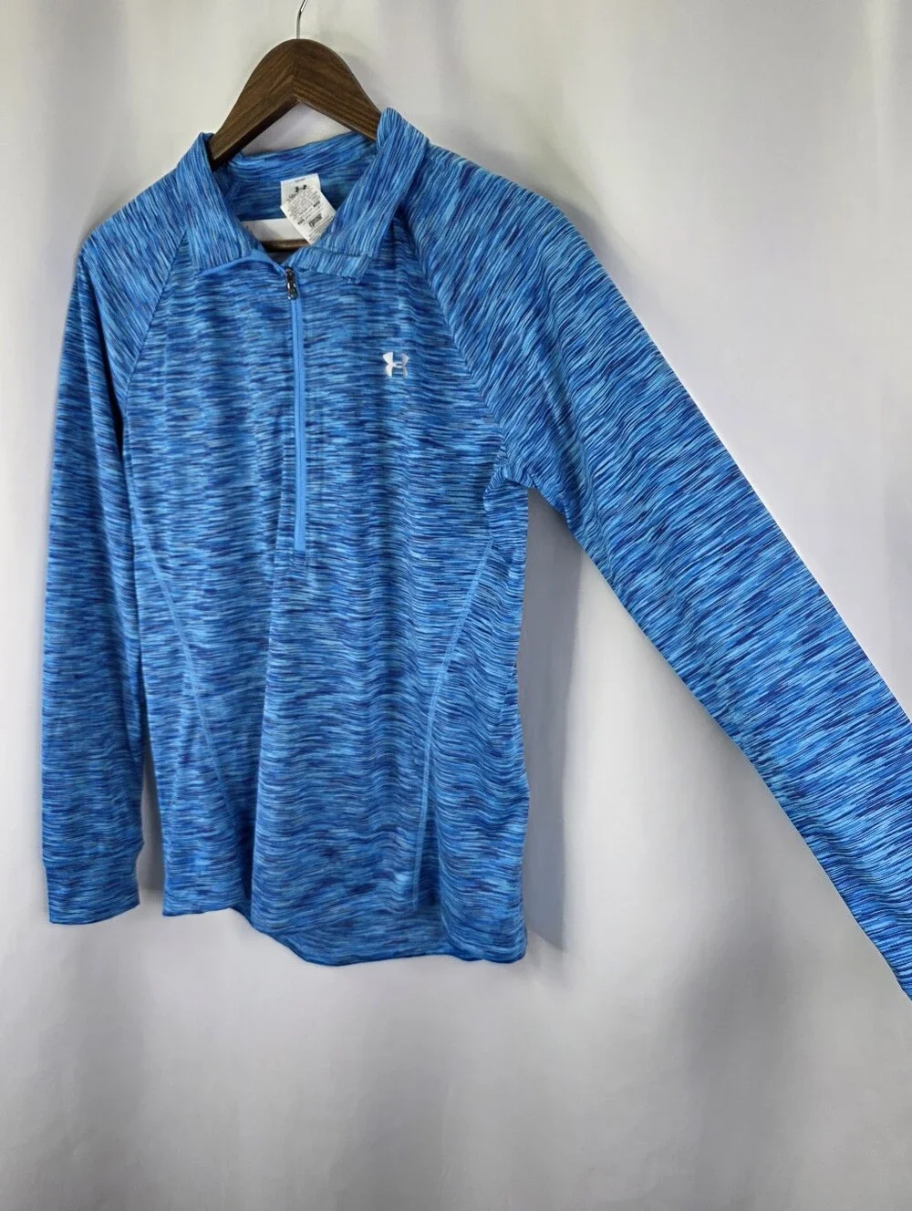 Under Armour Women’s Large Pullover 1/4 Zip Blue Stretch Long Sleeve Lightweight